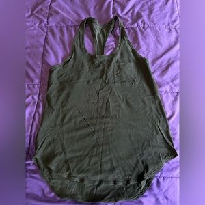 Lululemon tank